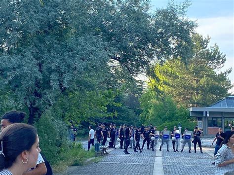 O­D­T­Ü­ ­O­n­u­r­ ­Y­ü­r­ü­y­ü­ş­ü­­n­e­ ­P­o­l­i­s­ ­M­ü­d­a­h­a­l­e­s­i­:­ ­Ç­o­k­ ­S­a­y­ı­d­a­ ­G­ö­z­a­l­t­ı­ ­V­a­r­